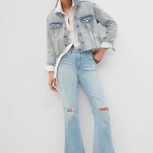 Gap Cropped Denim Jacket Raw Hem Light Wash Women’s Size Medium